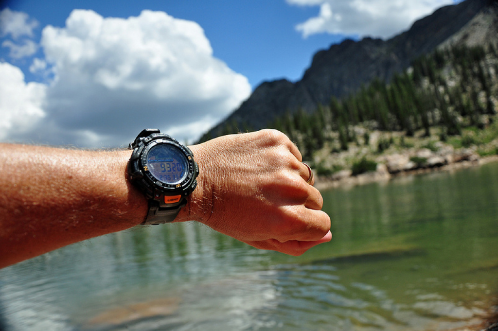 casio-pag240-1cr-pathfinder-outdoors