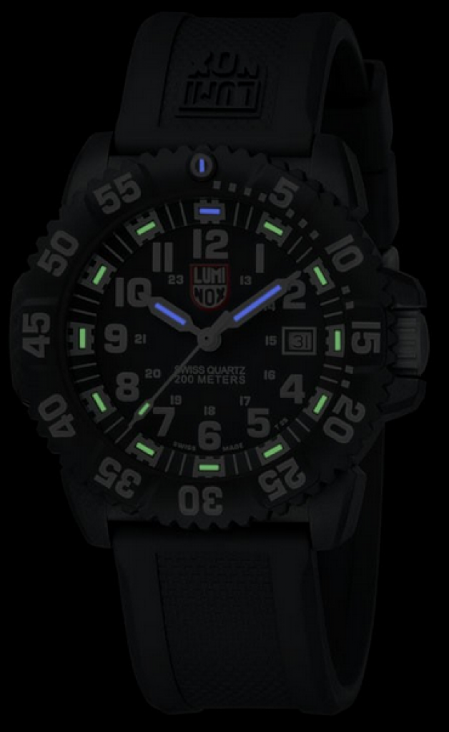 luminox-3051-evo-navy-seal-colormark-watch-in-dark1