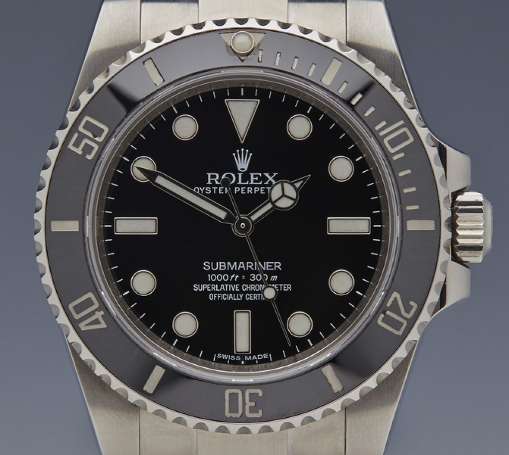 rolex-submariner-114060-dive-watch-detail
